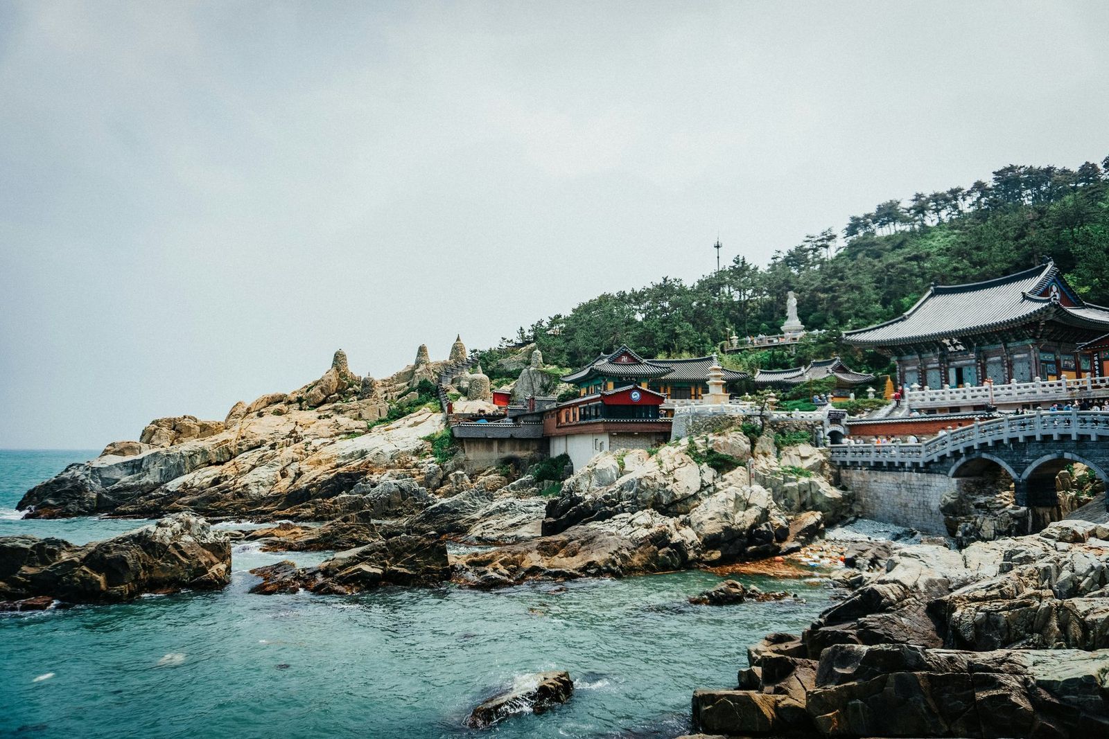 Templo Haedong Yonggungsa na costa de Busan